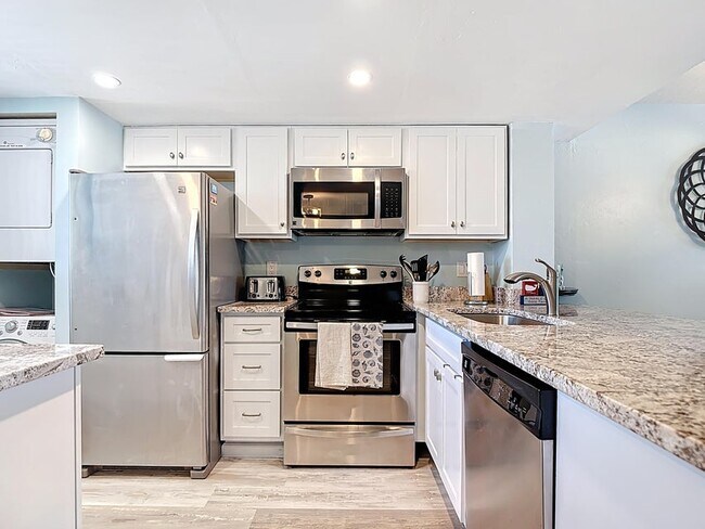 Building Photo - 8350 Estero Blvd
