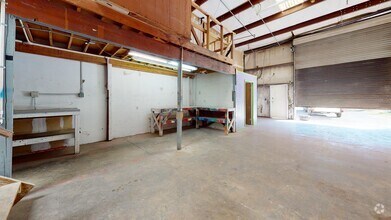 Building Photo - 6200 Stainless Way