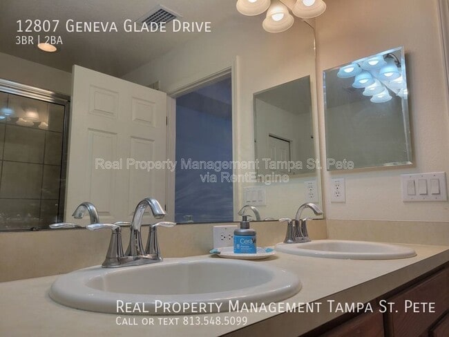 Building Photo - 12807 Geneva Glade Dr