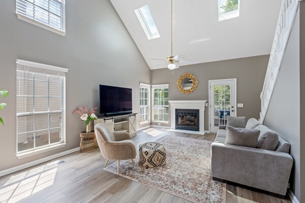 Building Photo - 5244 Village Trce