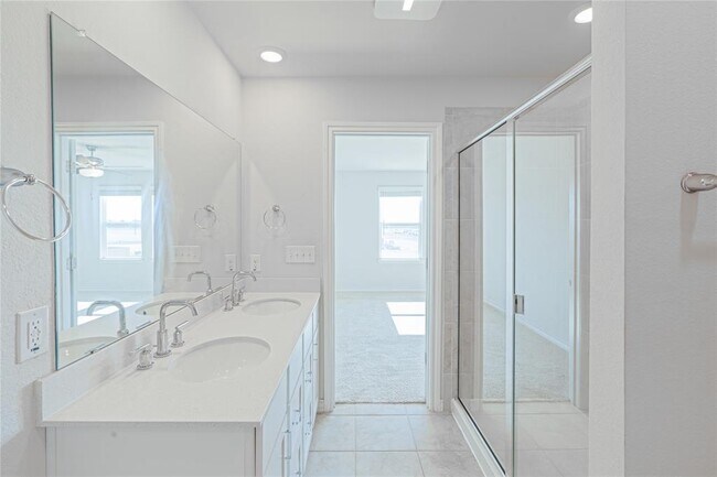 Building Photo - 316 Breccia Trl