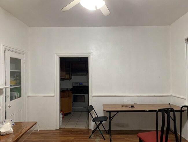 Building Photo - 4631 Winthrop St