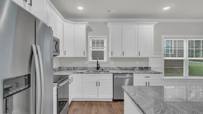 Building Photo - New Build 3 Bed, 2.5 Bath, 2 Car Garage + ...