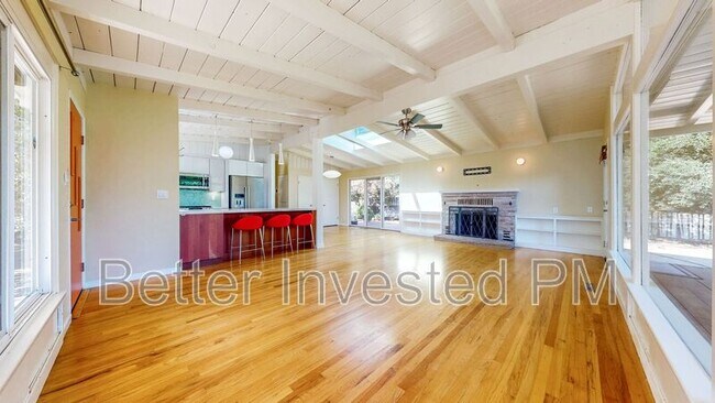 Building Photo - 4230 Mt Taylor Dr