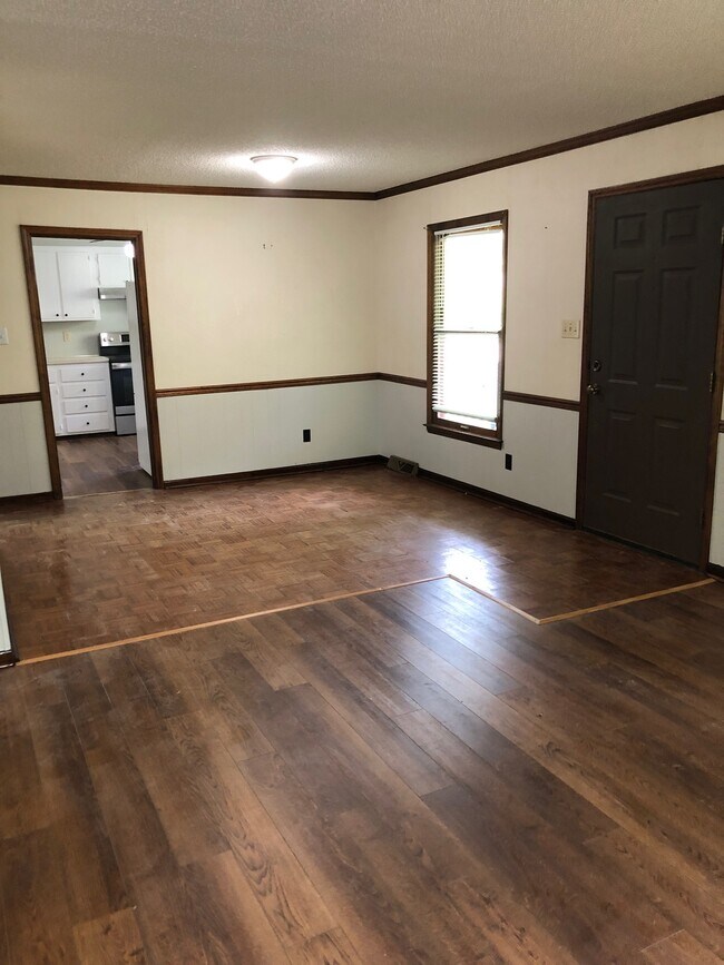Building Photo - 826 Hillcroft Pl