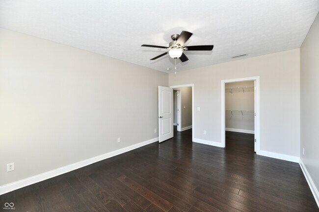 Building Photo - 8555 One W Dr