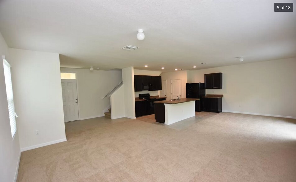 Building Photo - 1014 Ashentree Dr