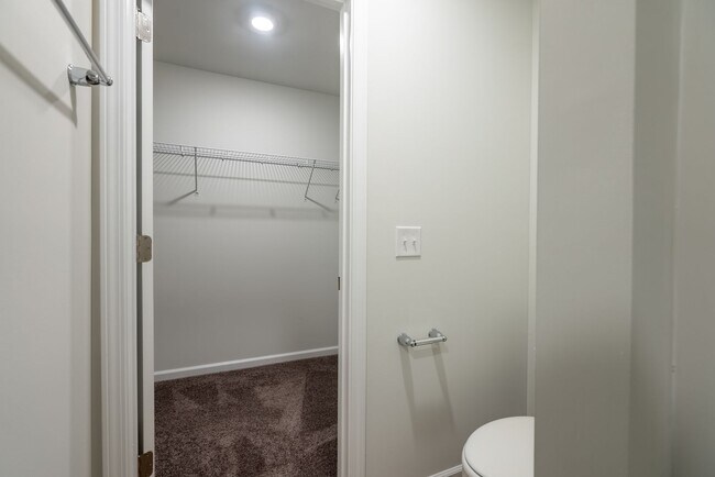 Building Photo - Oglethorpe Landing