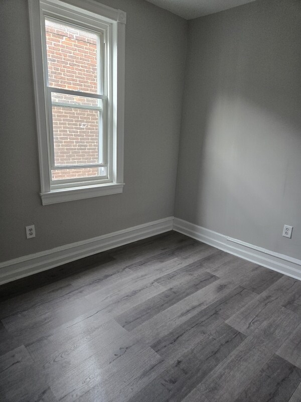 Building Photo - 1226 E Chelten Ave