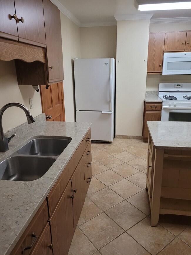 Building Photo - 841 Water St