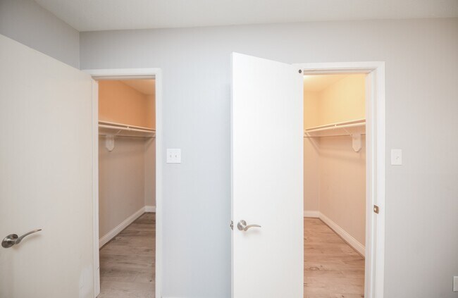 Building Photo - 2903 Pepperwood Dr