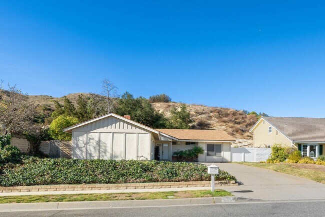 Building Photo - 4011 Defender Dr