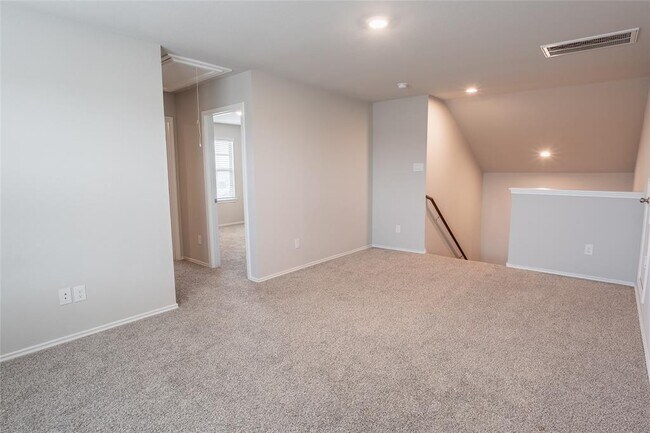 Building Photo - 21003 Seneca Willow Wy