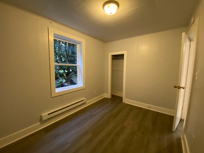 Building Photo - 311 Aloha St, Seattle, WA 98109