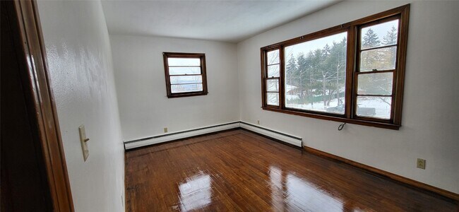 Building Photo - 308 Rano Blvd