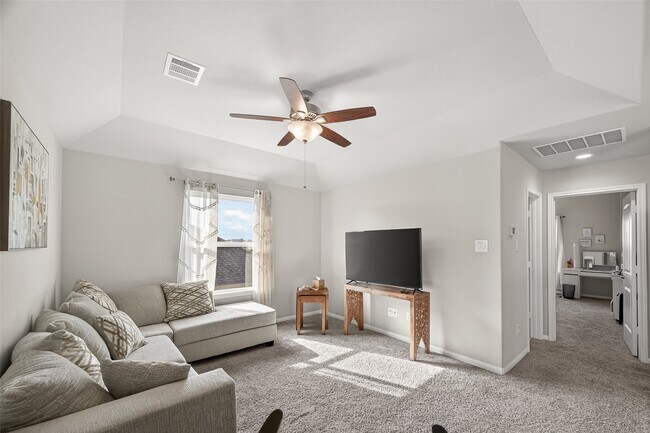 Building Photo - 3723 Lake Varano Cir