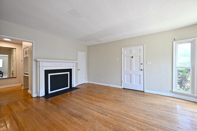 Building Photo - 11063 Ohio Ave