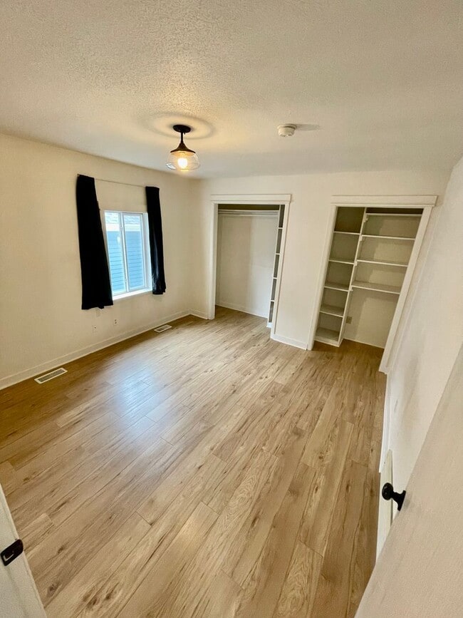 Building Photo - Beautifully Renovated 4-Bedroom Home Near West Blvd