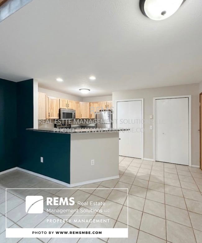 Building Photo - 33A Grand Canyon Dr