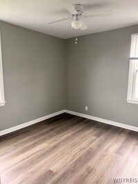 Building Photo - 1328 Cleveland Dr