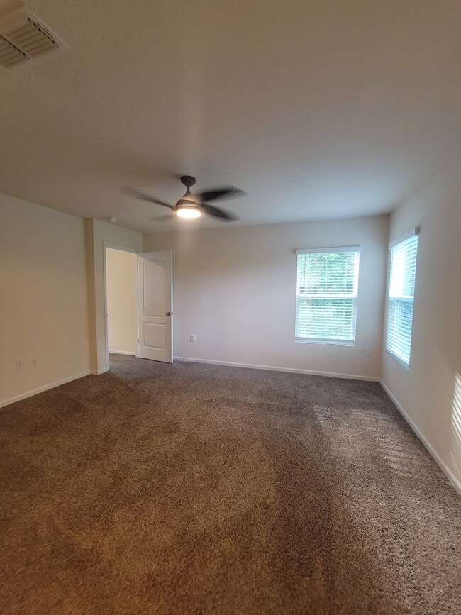 Building Photo - 7940 Meadow Walk Ln