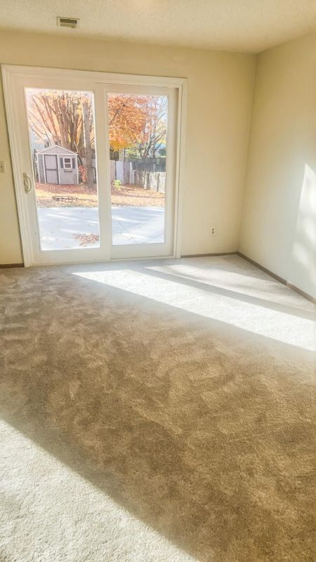 Building Photo - 9 Heights Rd NE