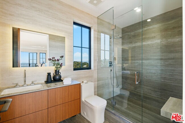 Building Photo - 2020 Cyprean Dr