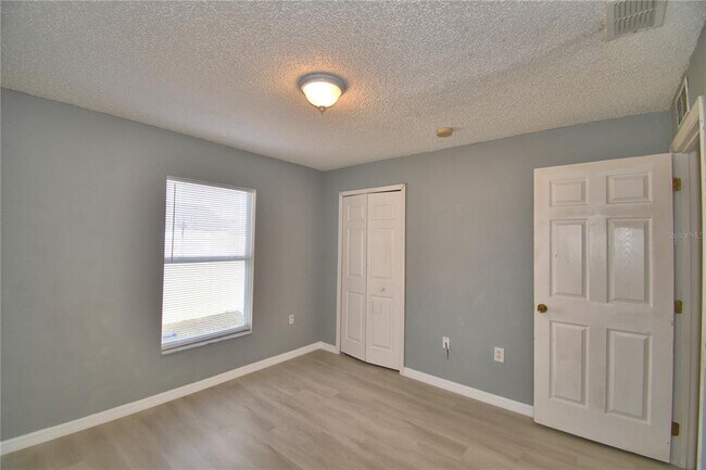 Building Photo - 116 Briarcliff Dr