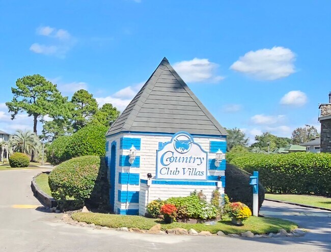 Building Photo - MOVE IN SPECIAL 1117 Fawn Drive – Townhome...