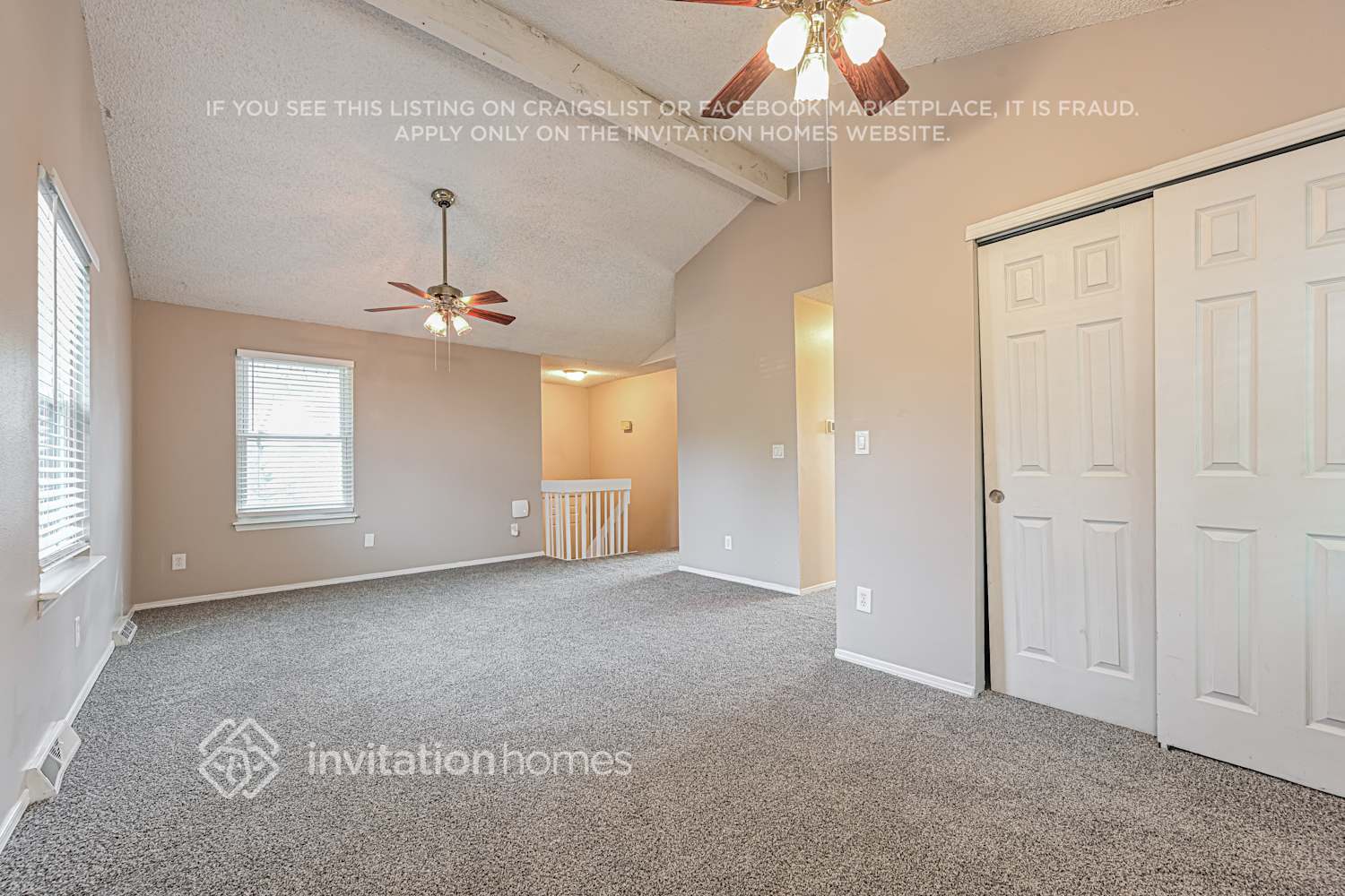 Building Photo - 806 Gigi St