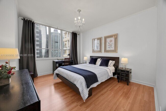 Building Photo - 888 Brickell Key Dr