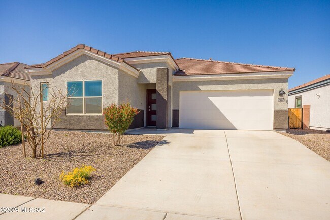 Building Photo - 12490 W Gini Ln