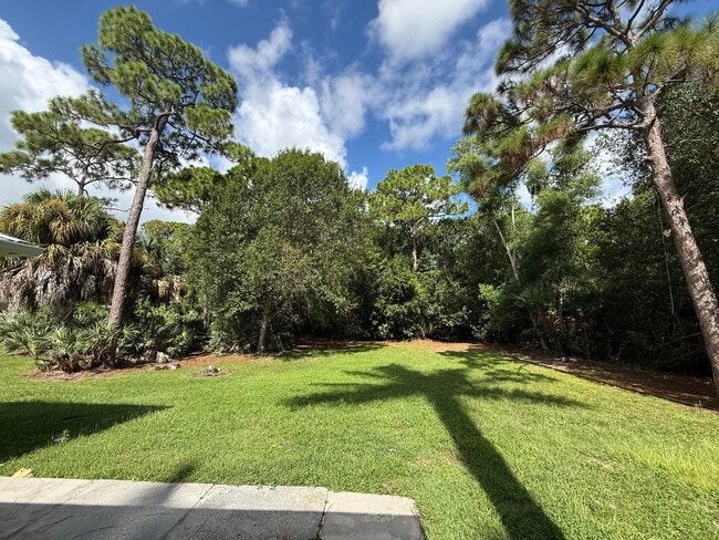 Building Photo - 5707 Silver Oak Dr