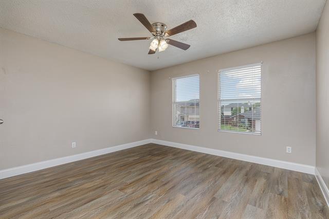 Building Photo - 2228 Bradford Pear Dr