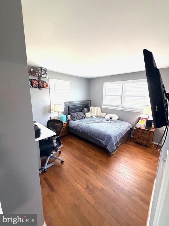 Building Photo - 7410 Dickenson St