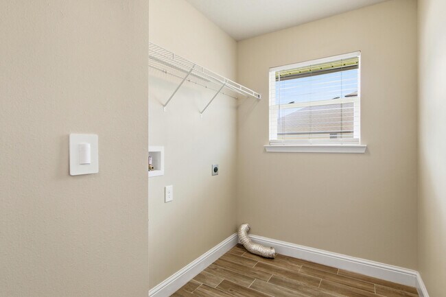 Building Photo - 2892 Chancery Ln