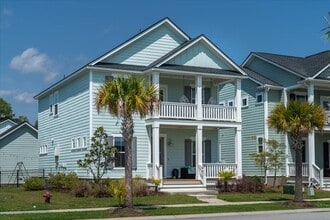 Building Photo - Carolina Park Home