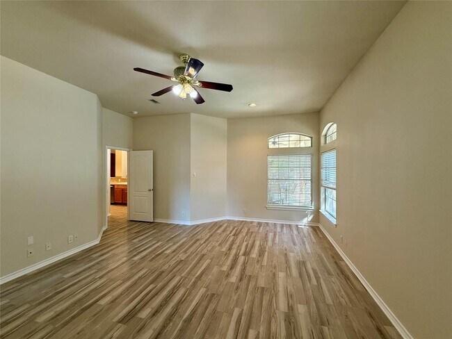 Building Photo - 1424 Redden Cove