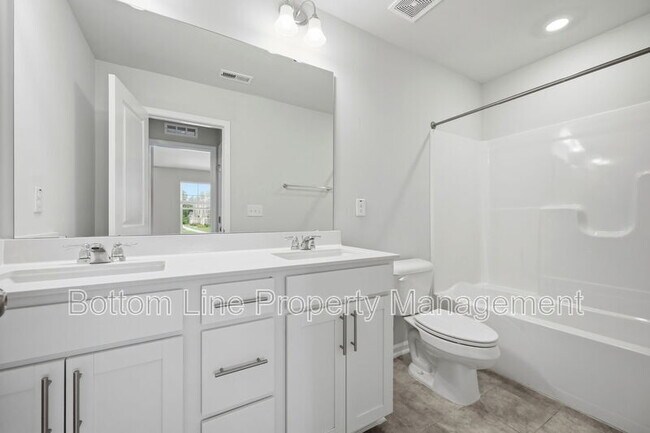 Building Photo - 260 Garden Vine Trl