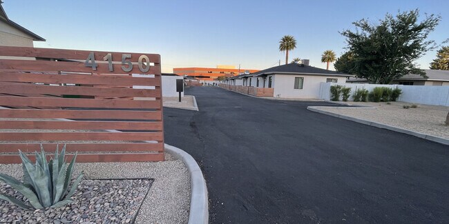 Primary Photo - Copper Palm