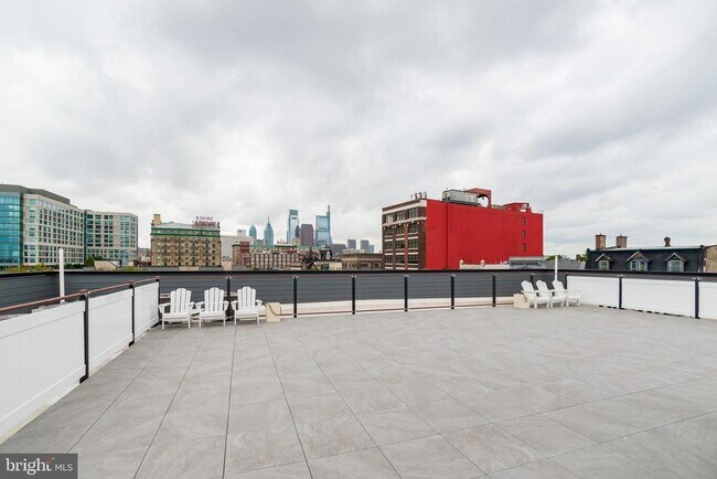 Building Photo - 813 N Broad St