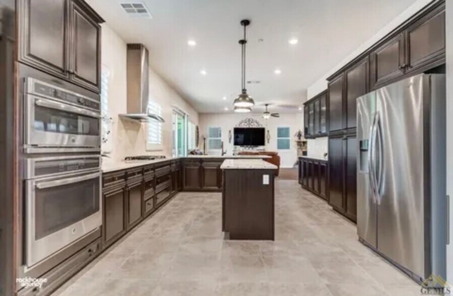 Building Photo - 14728 Plumeria Ct