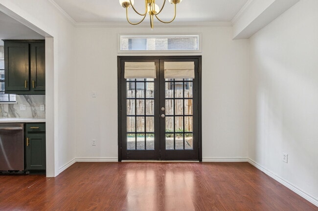 Building Photo - 4111 Herschel Ave