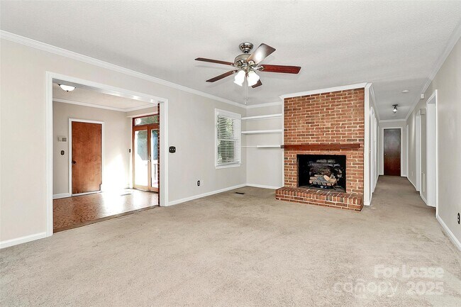 Building Photo - 5629 Kuykendall Rd