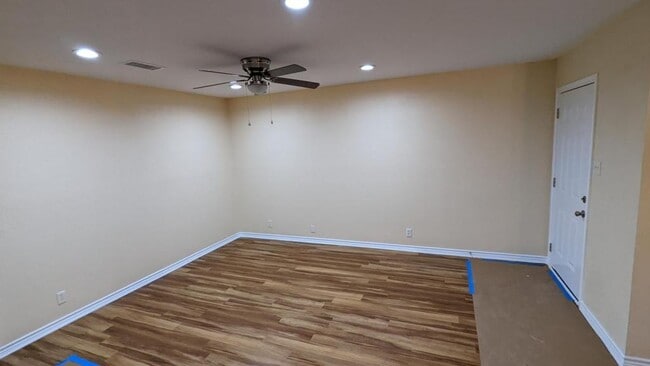 Building Photo - 7251 Rimwood St