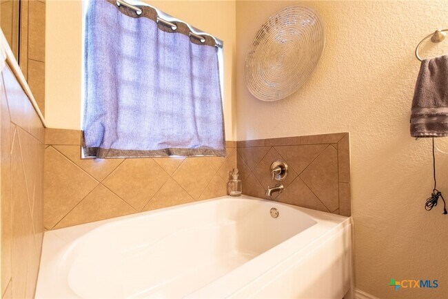 Primary Photo - 4910 Ledgestone Trail