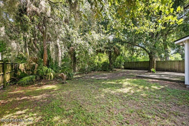 Building Photo - 8207 Highfield Ave