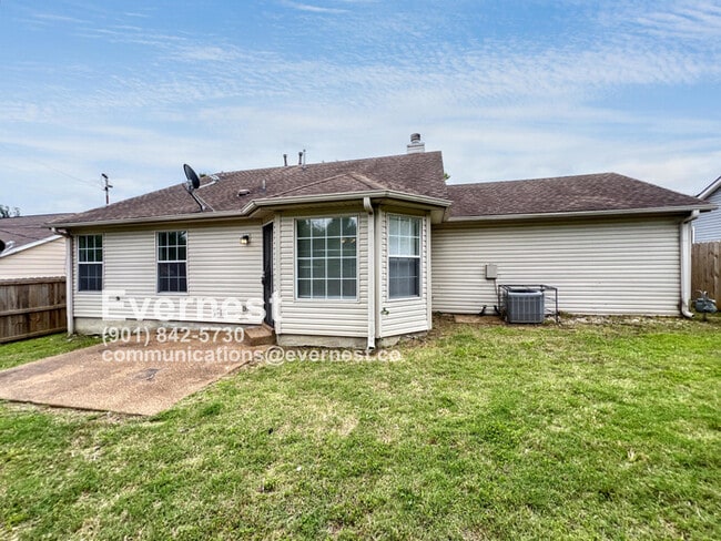 Building Photo - 4416 Elysian Dr