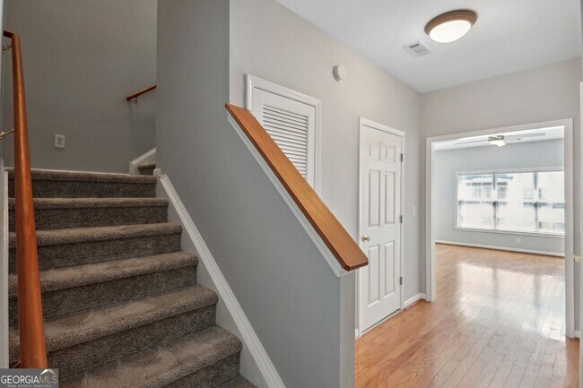 Building Photo - 206 Spring Heights Ln