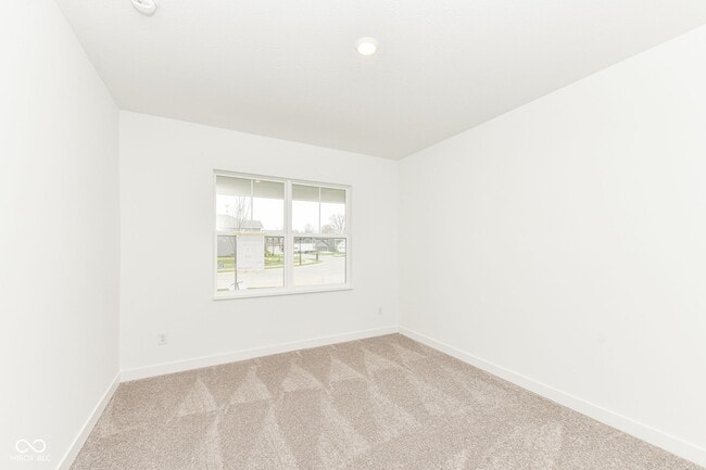 Building Photo - 16913 Sherwin Ct